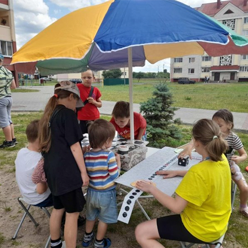“Лета з кнігай на лаўцы”